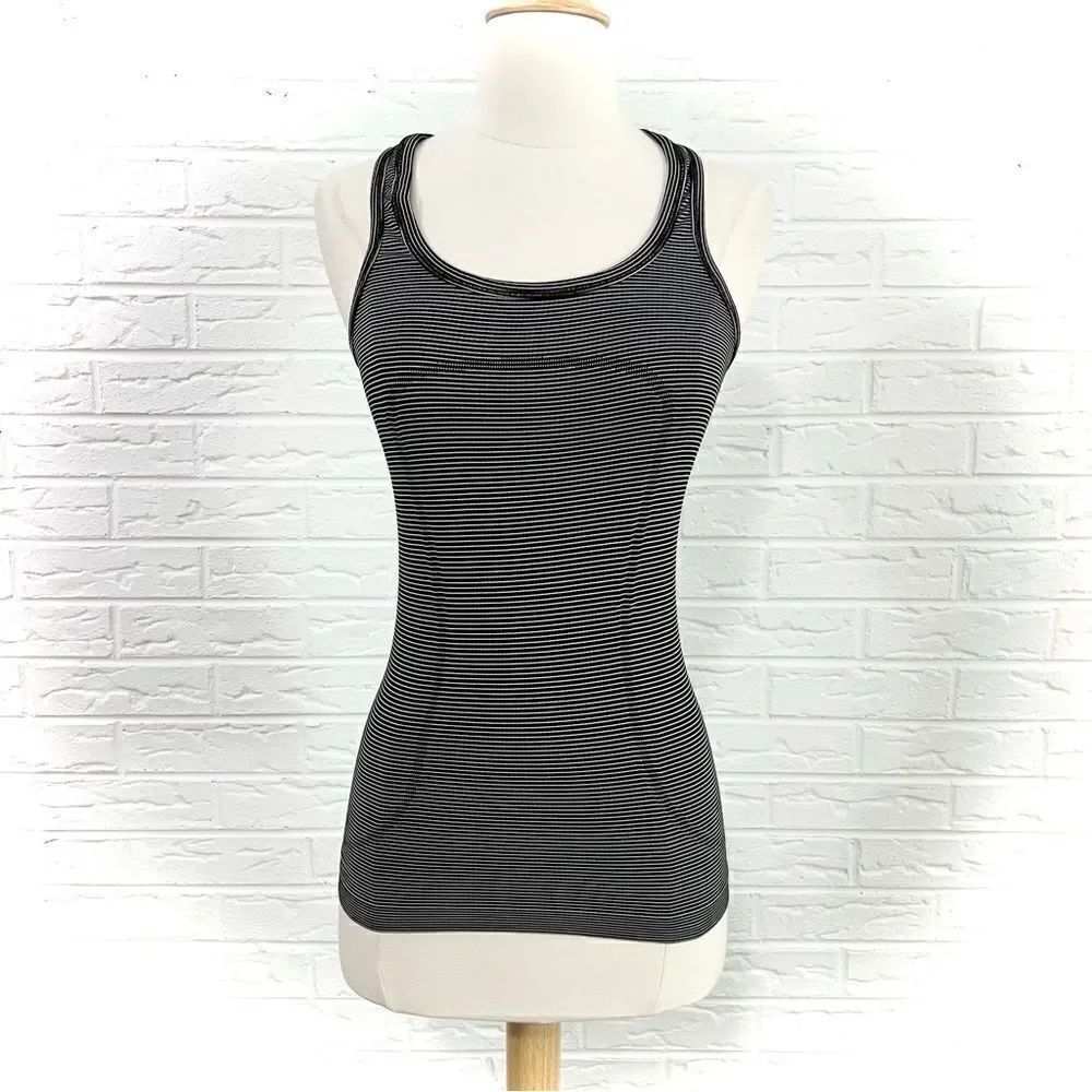 Lululemon Swiftly Tech Racerback Size 2